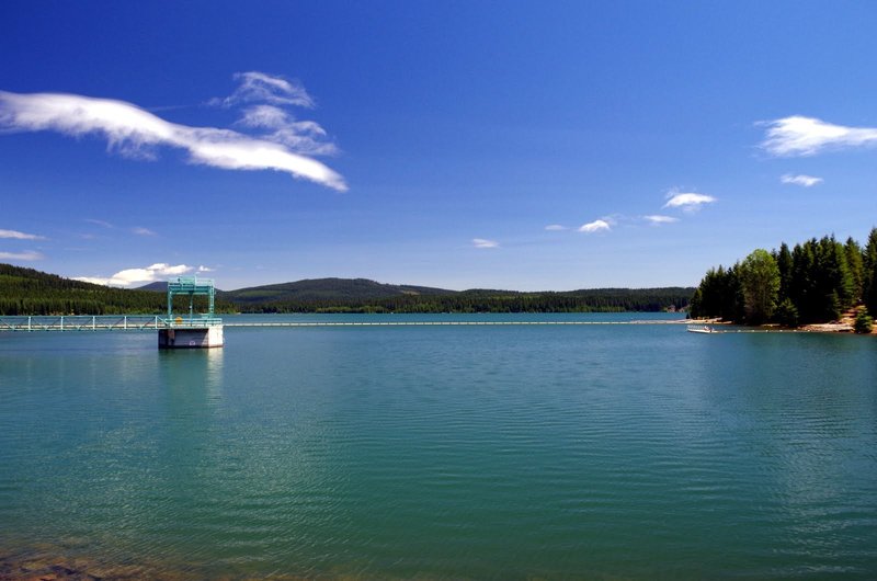 Pine Point Day-Use Area is located by the dam on Timothy Lake along the Southshore Trail. Photo by Gene Blick.