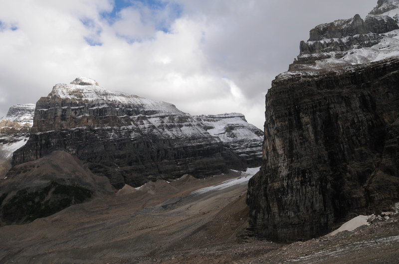 Mount Aberdeen stands prominently in the distance from the Plain of Six Glaciers Trail.