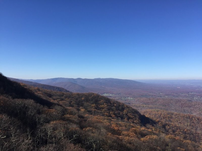 Enjoy phenomenal views from Humpback Rocks.