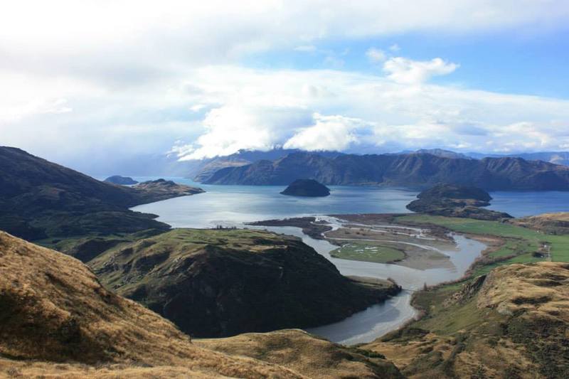 Enjoy phenomenal views of Lake Wanaka from the Diamond Lake Track.