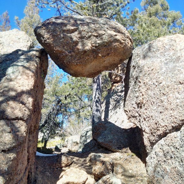 The summit boulders exhibit a beautiful balancing act.