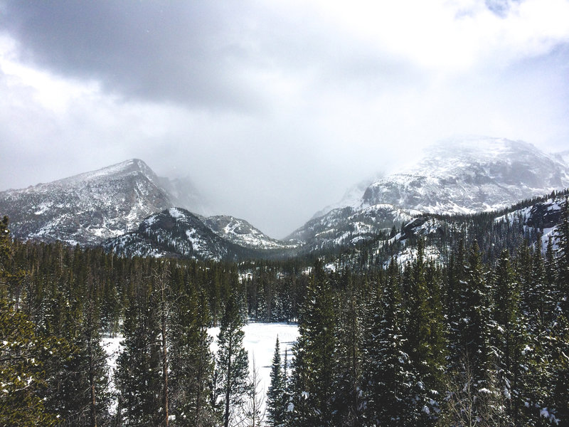 Amazing even with winter's foggy blanket draped over RMNP.