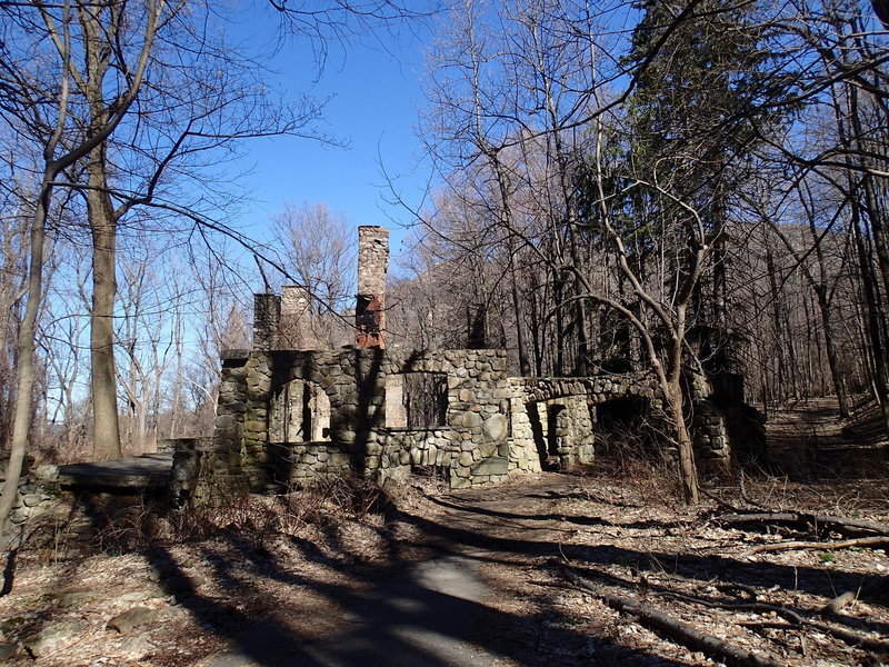 Ruins along the Cornish Trail.