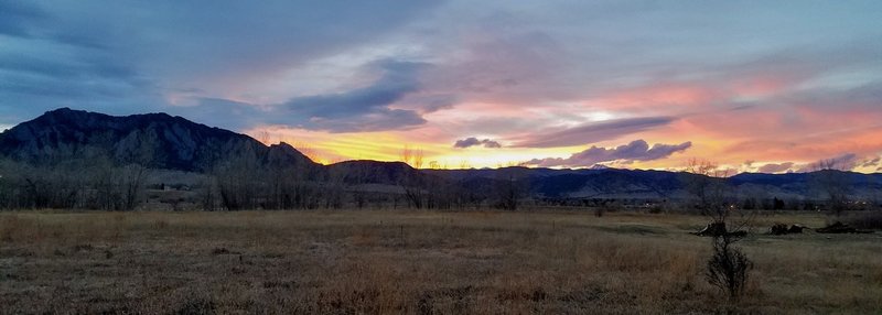 Sunset view from the trail, about 2.5 miles from the Bobolink Trailhead.