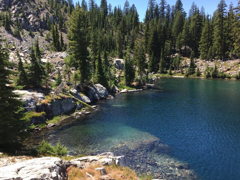 You can make out an underwater ledge in Russian Lake from the scree pile to its southern side.