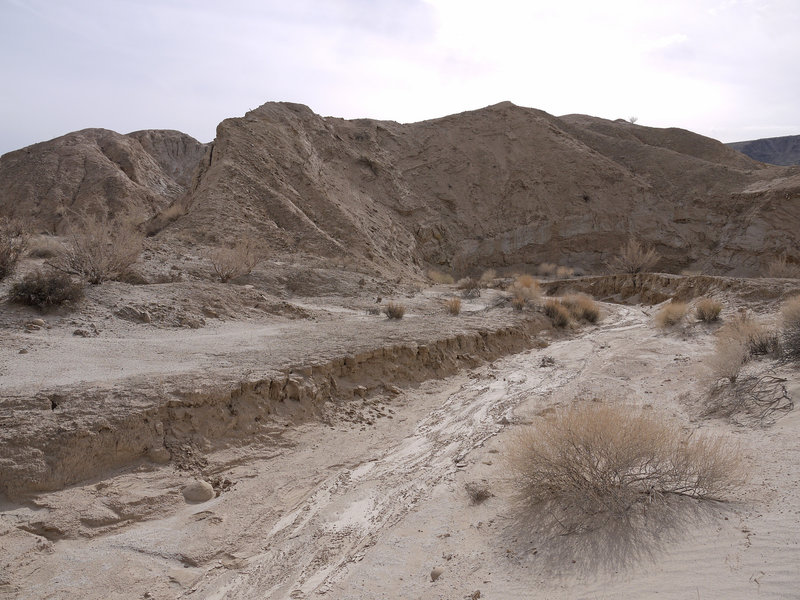 There are a host of washes near Canyon Sin Nombre just waiting to be explored.