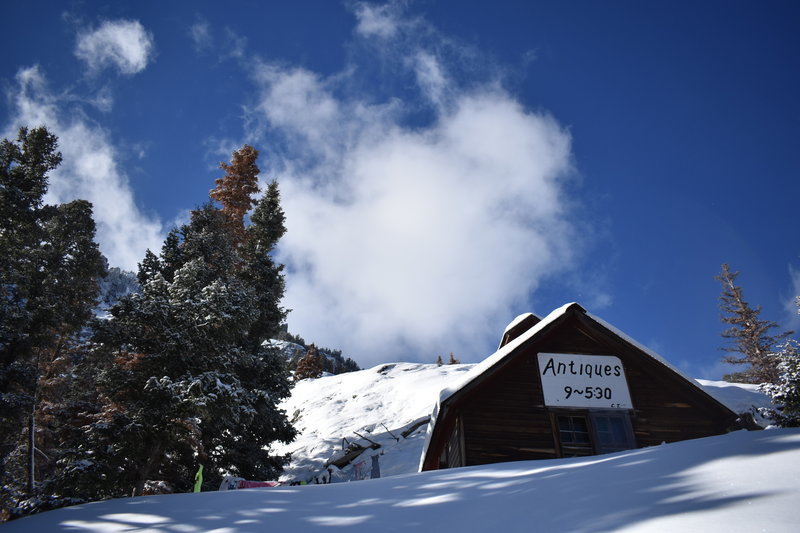 The infamous blacksmith shop is visible from Highway 550, one thousand feet below.