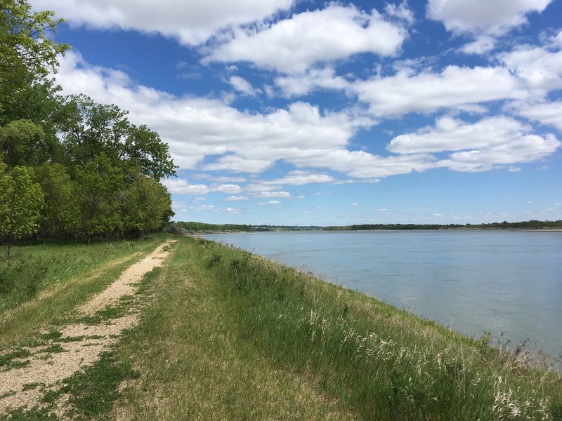 View of the Missouri River along the Fort Mandan Nature Trail.