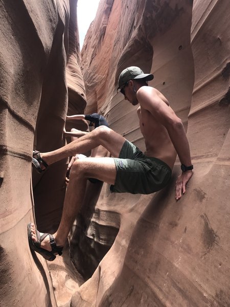 Negotiating Zebra Slot Canyon is a bundle of fun!