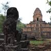 Baksei Chamkrong Temple and statute.