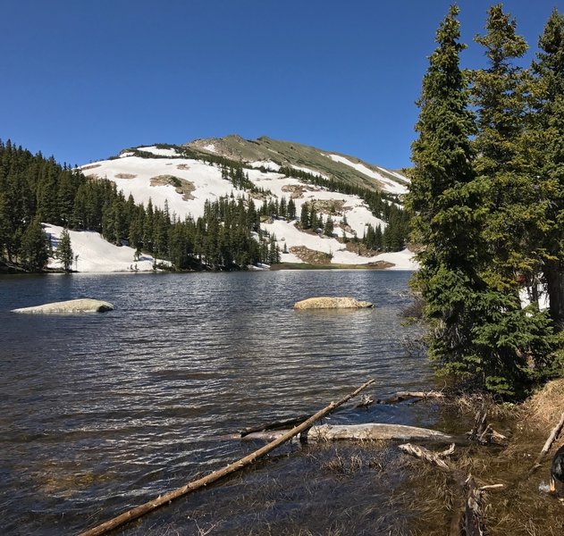 Hiking to Woodland Lake in Colorado's Indian Peaks Wilderness