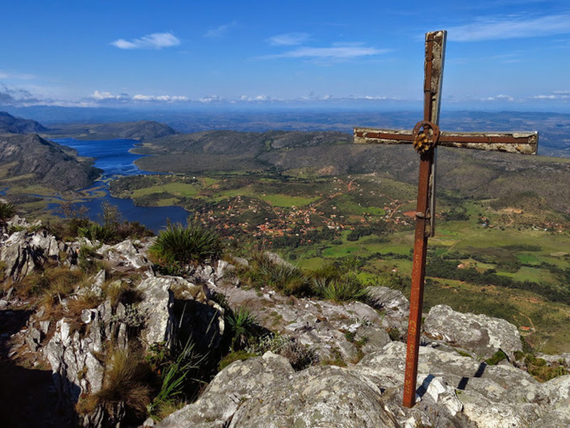 Pico da Lapinha summit.