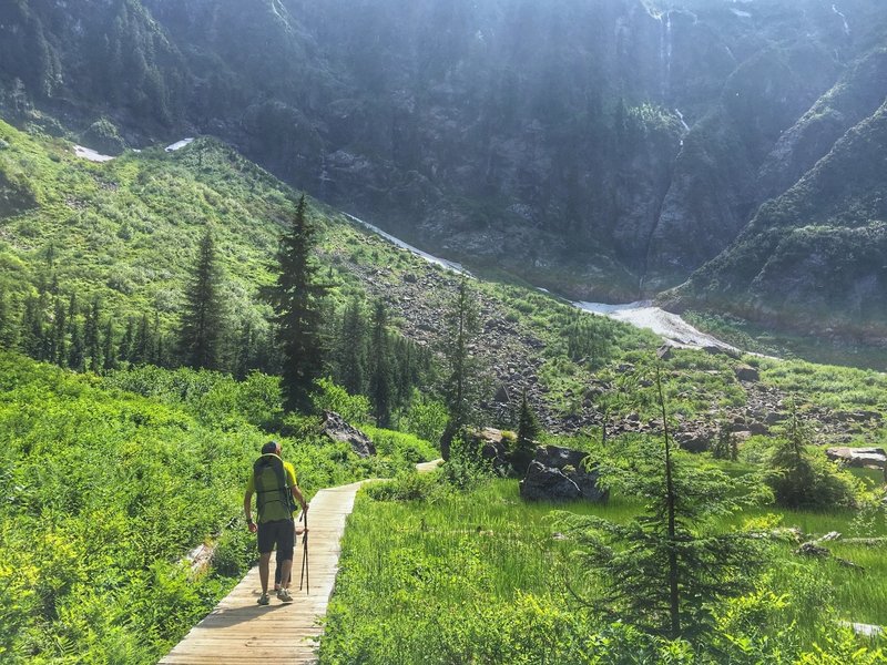 Once you reach the top, you can walk around the loop around the lake