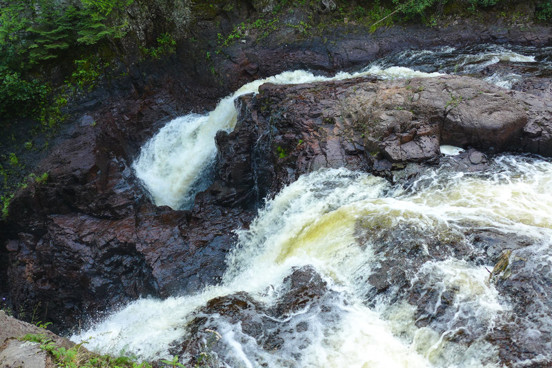 The top is the Devil's Kettle. Where does the water go?!!