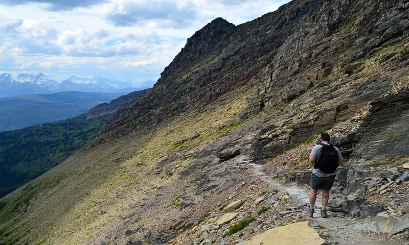 Descending toward Granite Park Chalet.