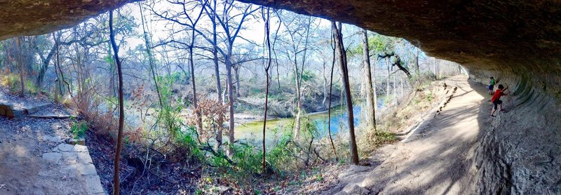 The Onion Creek rock shelter just to the lower creek side of the 'rock shelter trail'. A nice photo op on this easy trail.