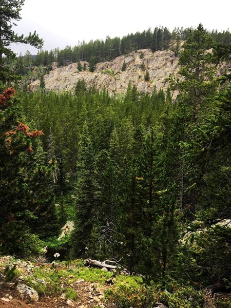 First glimpse of the cliffs on the other side of the creek.