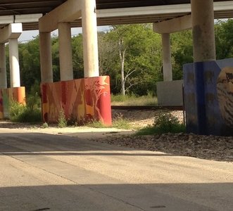 Murals on the edge of the back loop.