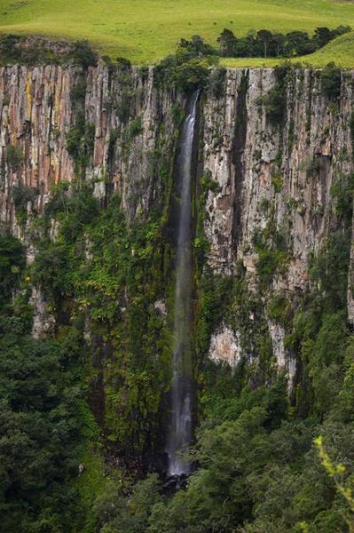 The iconic waterfall of the Karkloof reserve