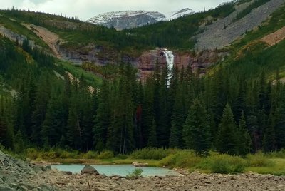 Waterfall at the outlet of the second Geraldine Lake, as seen from Geraldine Lakes Trail.