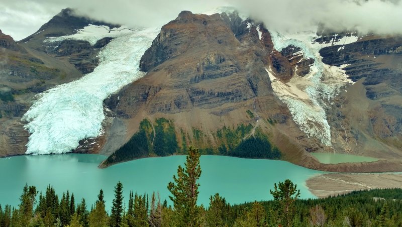 Berg Glacier (left) and Mist Glacier (right) flow down Mt. Robson into Berg Lake. Looking down from high on Hargreaves Lake Route