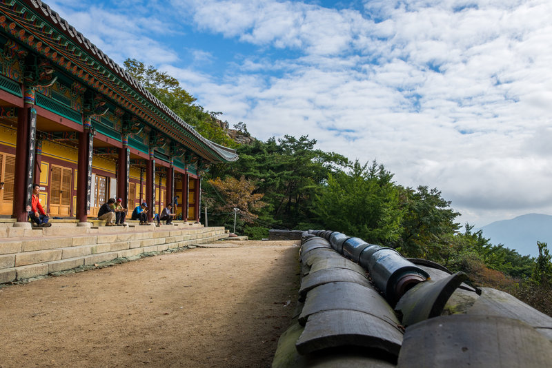 The temple on the way up Gwanaksan.