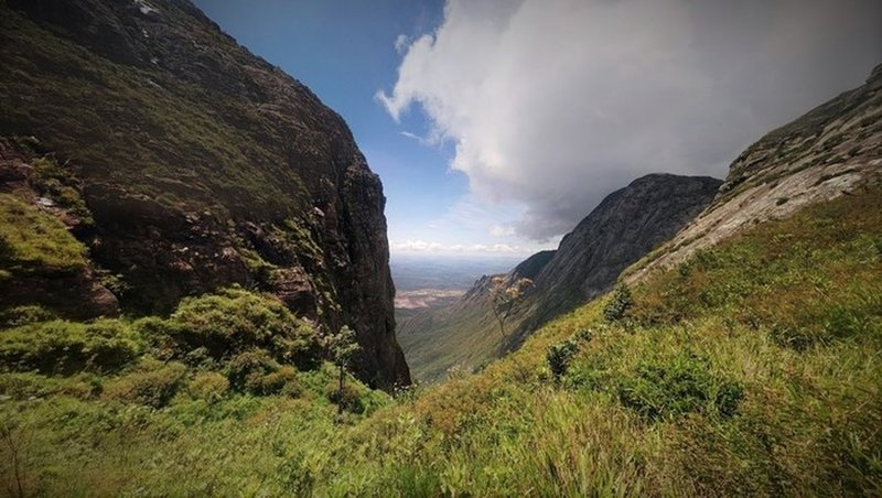 The Baiano Peak just ahead.