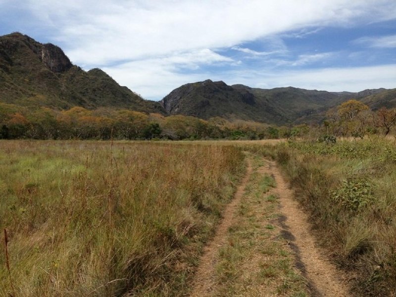 The trail to Bandeirinha Canyon