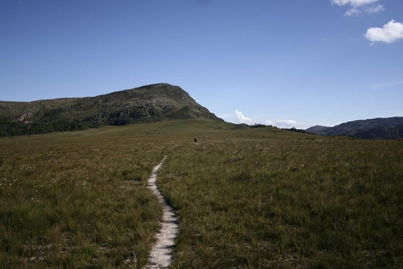 Trail to Braunas Waterfall