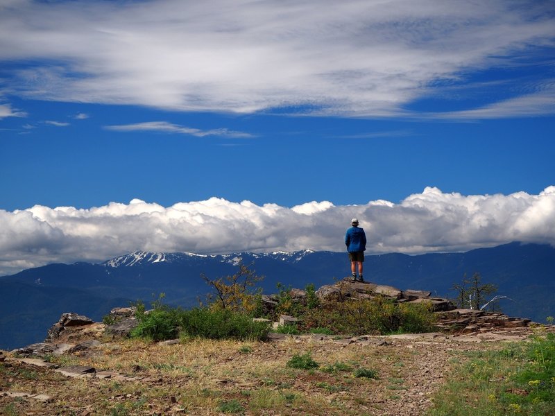 Mount Ashland (lost in the clouds) from the end of the ridge