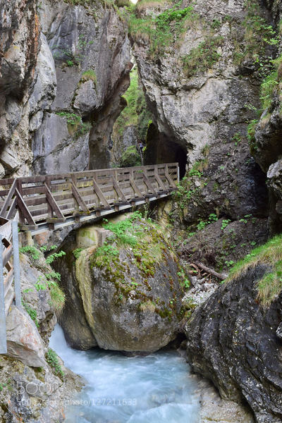 Imst Rosengartenschlucht: The Rosengartenschlucht is a protected landscape area in Imst (Tyrol).