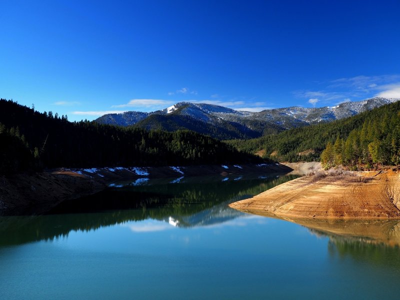 Collings Mountain above Applegate Lake