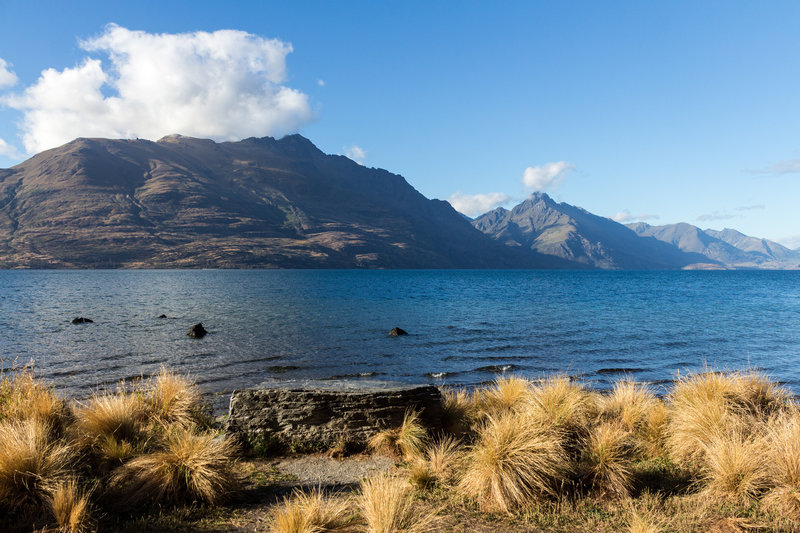 View from the shore of Lake Wakatipu in Queenstown Gardens