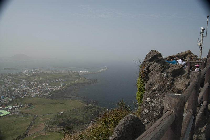 Great views from the rampart-like crater rim