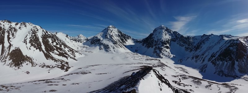 View of Rabbit Lake and the Suicides McHugh ridge