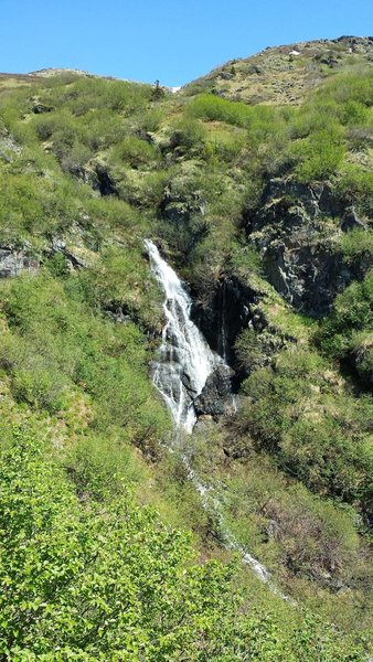 From the offshoot trail looking up at the waterfall