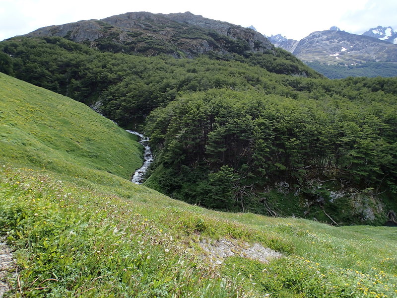 Approach toward Laguna del Caminante