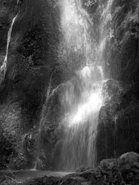 A waterfall along the Herman Creek Trail