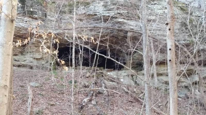 cave/shelter near 001A and 152B intersection