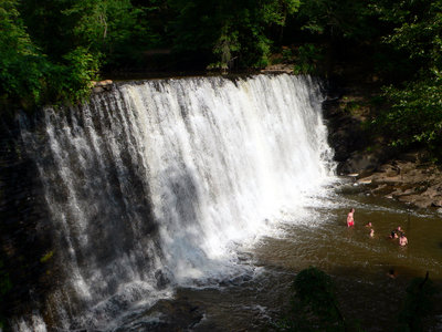Vickery Creek Falls