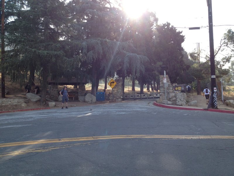 The is the start of the Lower Sam Merrill trail at the corner of Lake and Loma Alta.