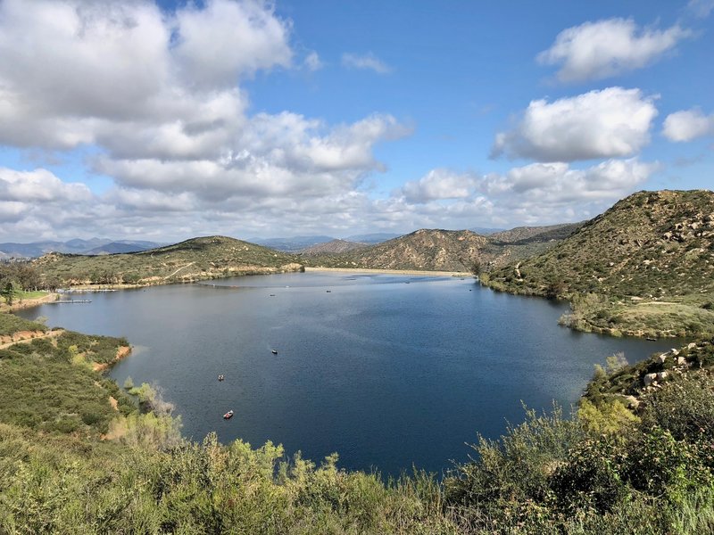 Beautiful morning hike around Lake Poway!