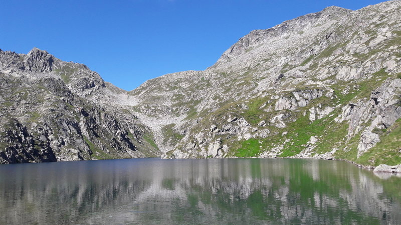 Lago Lambino