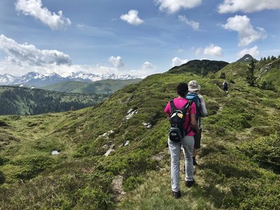 Hiking up the ridge. Views of the Venediger mountain range.