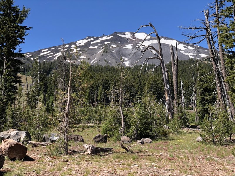 The summit looks deceptively close from the parking lot entrance.