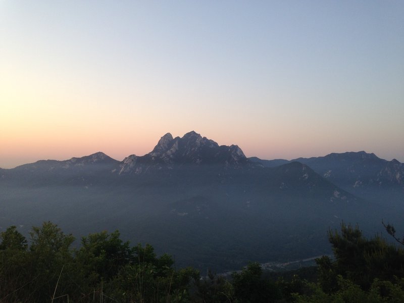 Viewing for Mt. Bukhan from Mt. Nogo