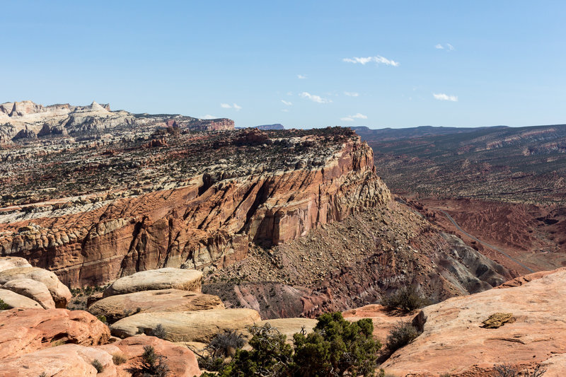 Rising cliffs of the Waterpocket Fold