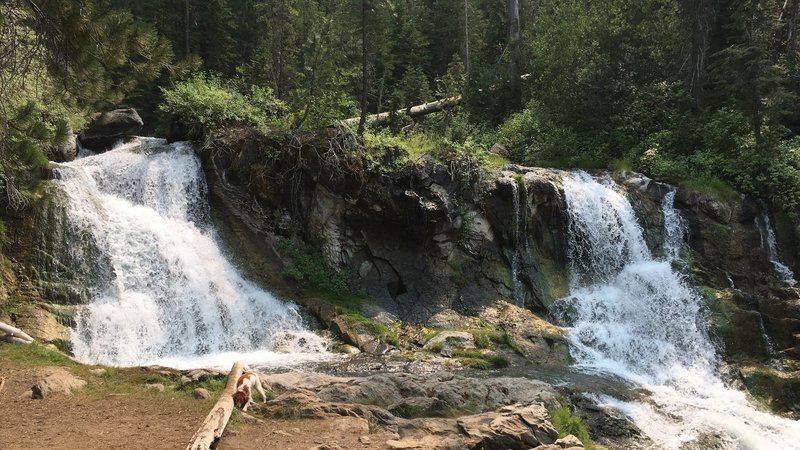 Paulina Creek double waterfall