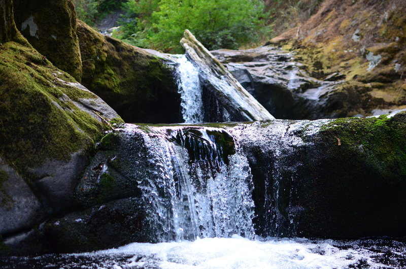 Punch Bowl Falls