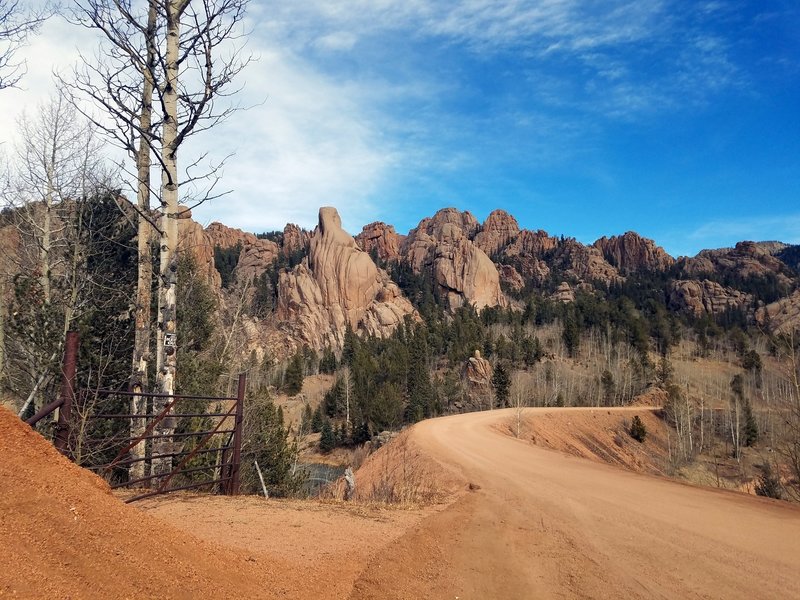 Formations along Gold Camp Rd